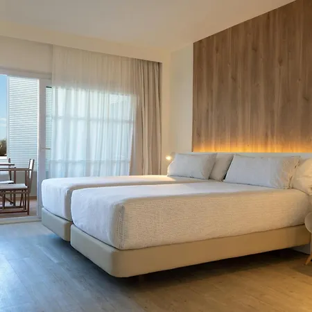 Hotel Innside By Melia Wave Calvia 4*